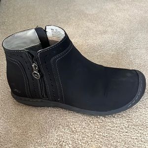 Jbu black boots by Jambu, memory foam
